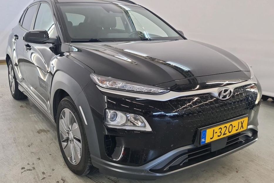 Продам Hyundai Kona 64квт авто в дорозі 2020 года в Львове