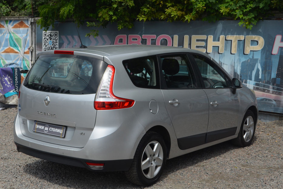 Продам Renault Scenic 2012 года в Киеве