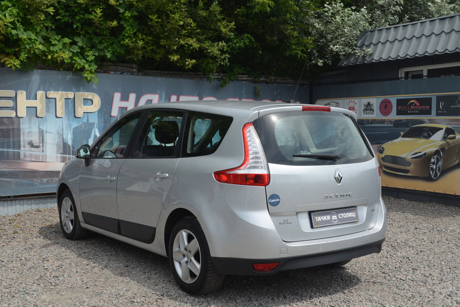 Продам Renault Scenic 2012 года в Киеве