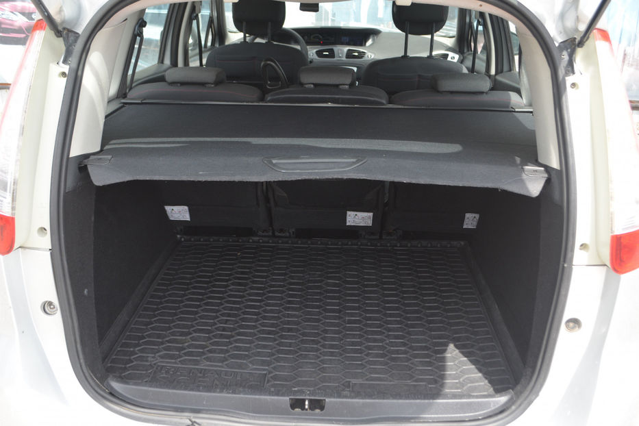 Продам Renault Scenic 2012 года в Киеве