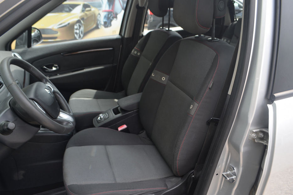 Продам Renault Scenic 2012 года в Киеве