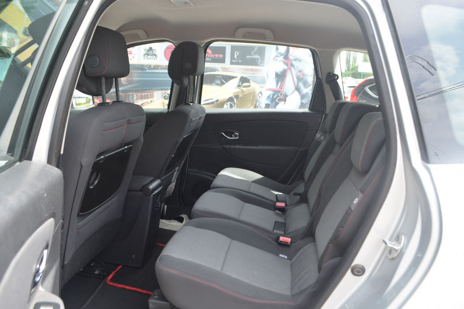 Продам Renault Scenic 2012 года в Киеве