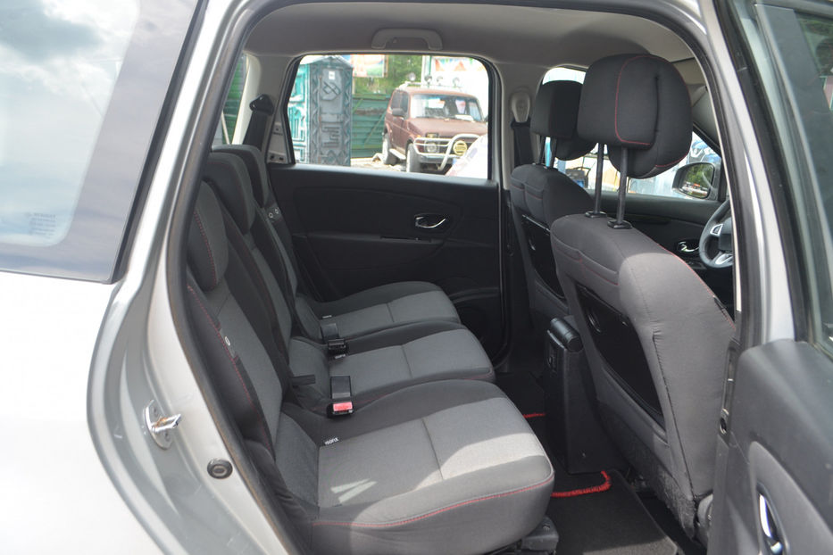 Продам Renault Scenic 2012 года в Киеве