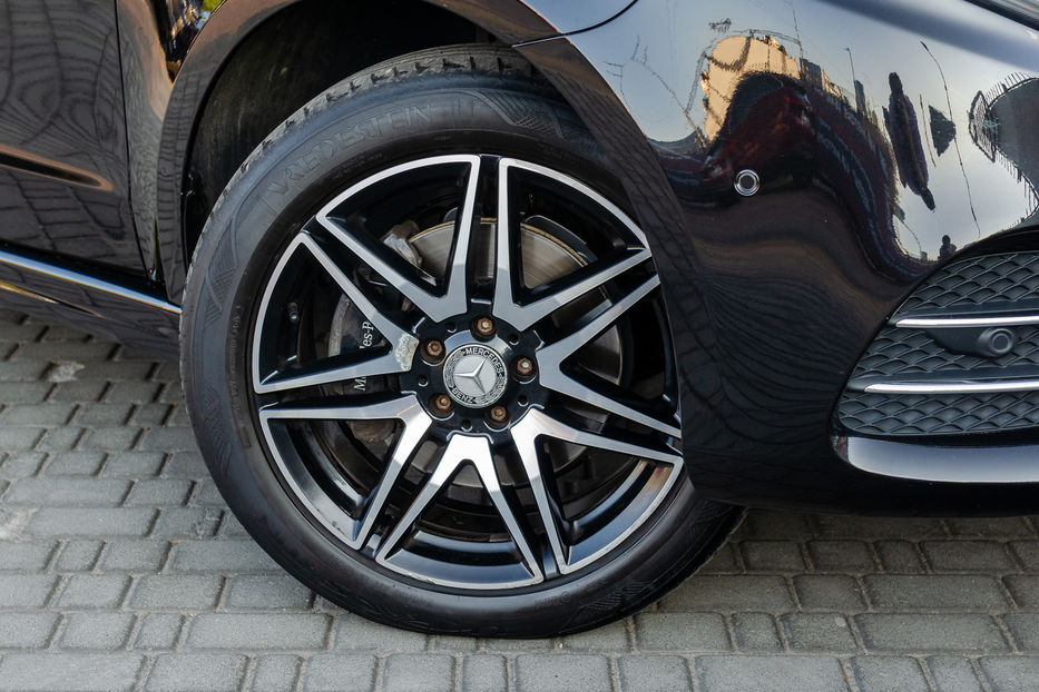 Продам Mercedes-Benz V-Class 250d 4Matic Long 2017 года в Киеве