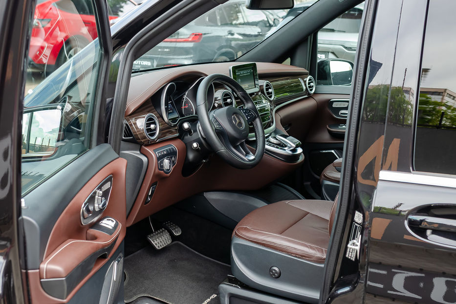 Продам Mercedes-Benz V-Class 250d 4Matic Long 2017 года в Киеве