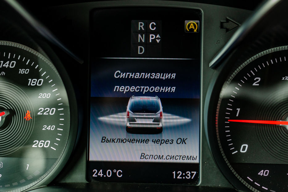 Продам Mercedes-Benz V-Class 250d 4Matic Long 2017 года в Киеве