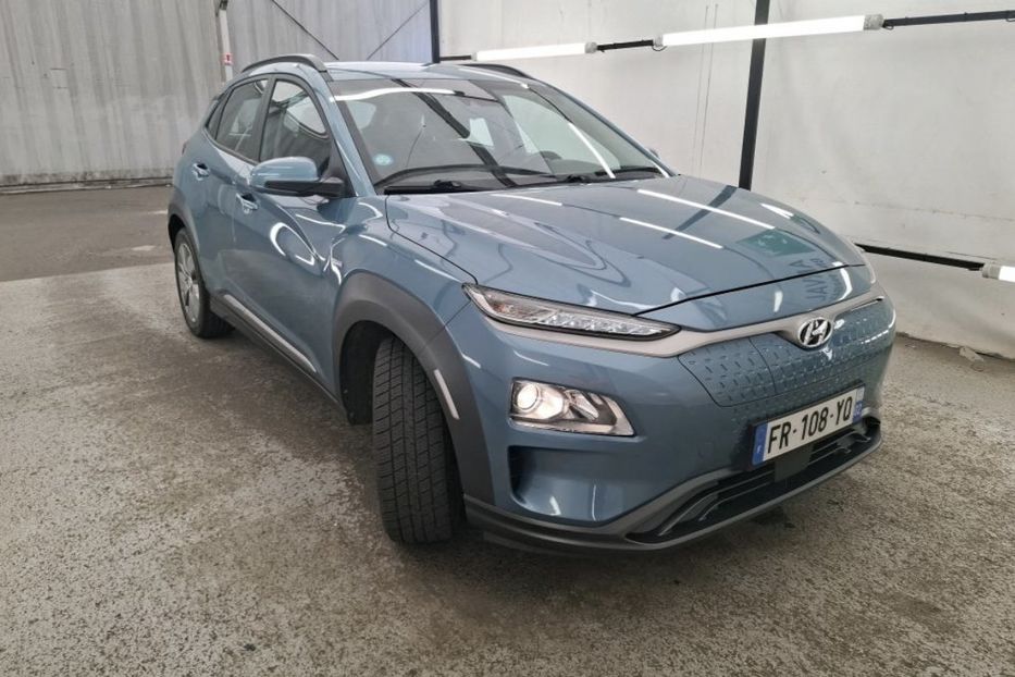 Продам Hyundai Kona 64 квт авто в дорозі  2020 года в Львове