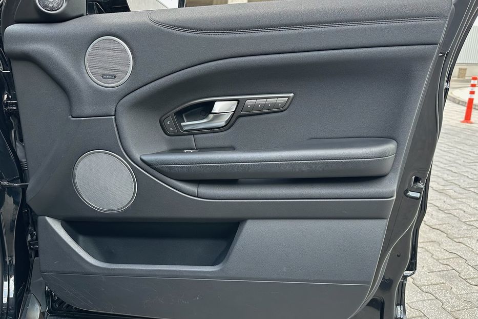 Продам Land Rover Range Rover Evoque 2017 года в Киеве