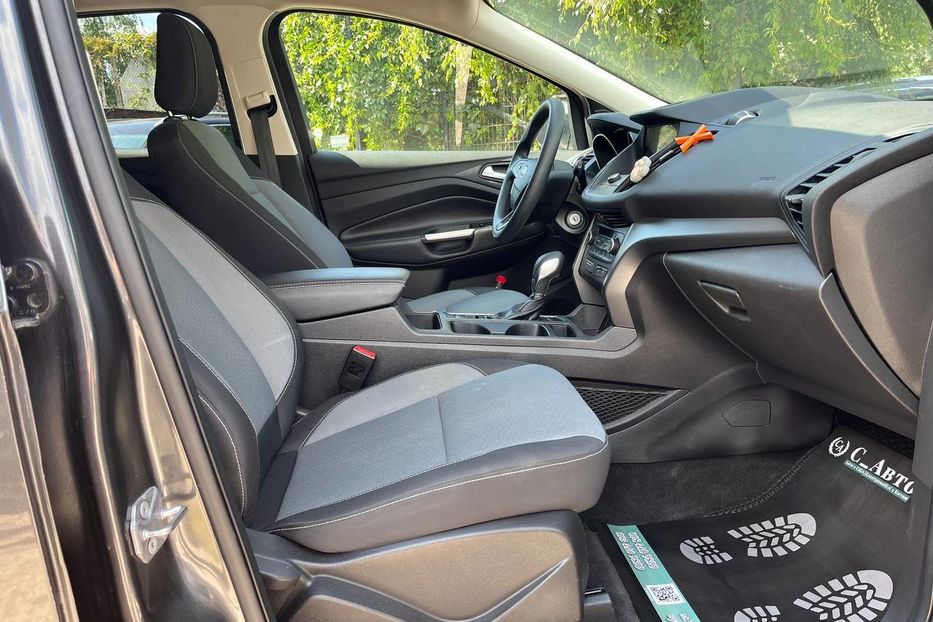 Продам Ford Escape 2018 года в Черновцах