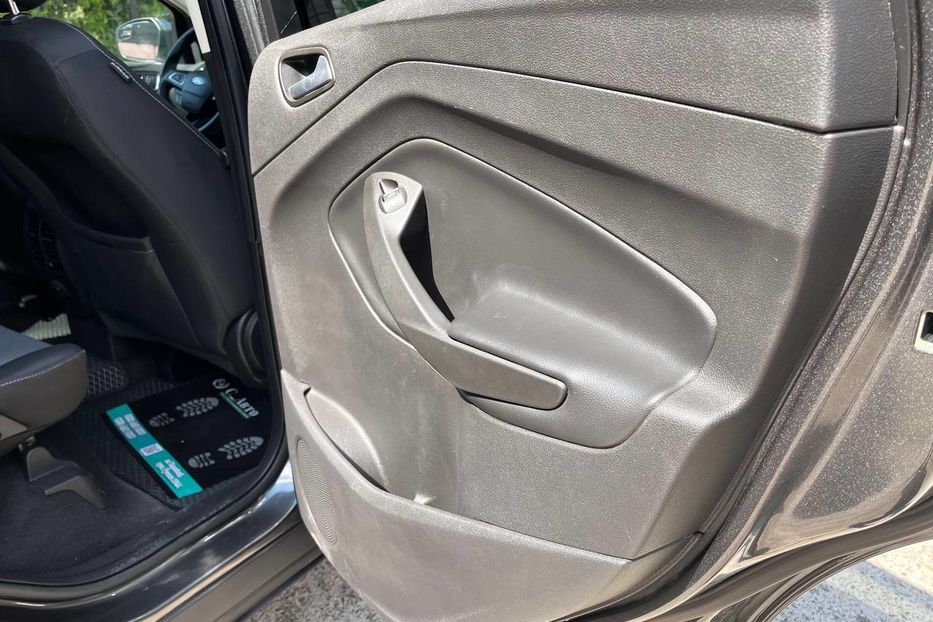 Продам Ford Escape 2018 года в Черновцах