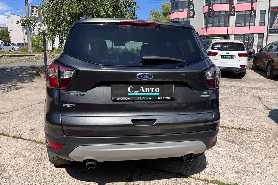 Продам Ford Escape 2018 года в Черновцах