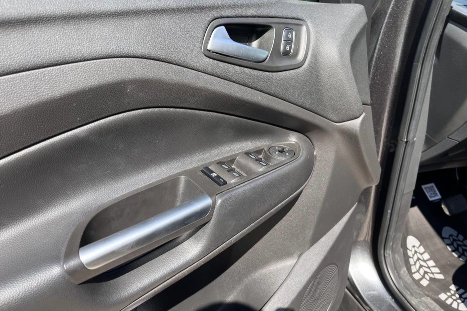 Продам Ford Escape 2018 года в Черновцах