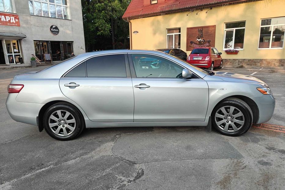 Продам Toyota Camry 2007 года в Киеве