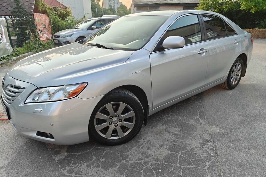 Продам Toyota Camry 2007 года в Киеве