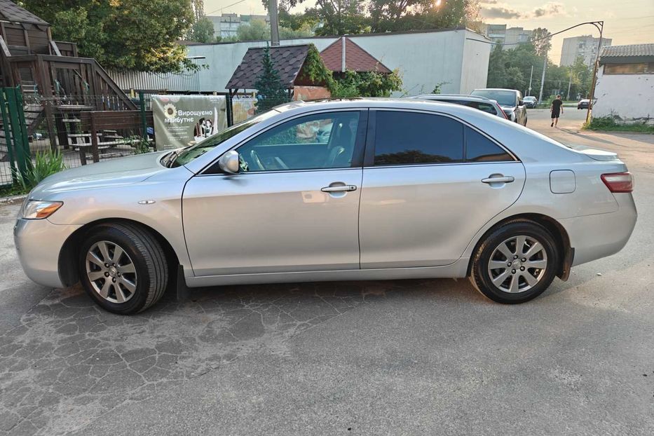 Продам Toyota Camry 2007 года в Киеве