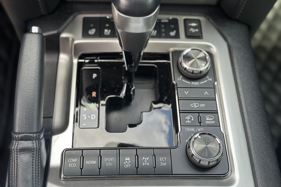 Продам Toyota Land Cruiser 200 Executive Lounge 2020 года в Киеве