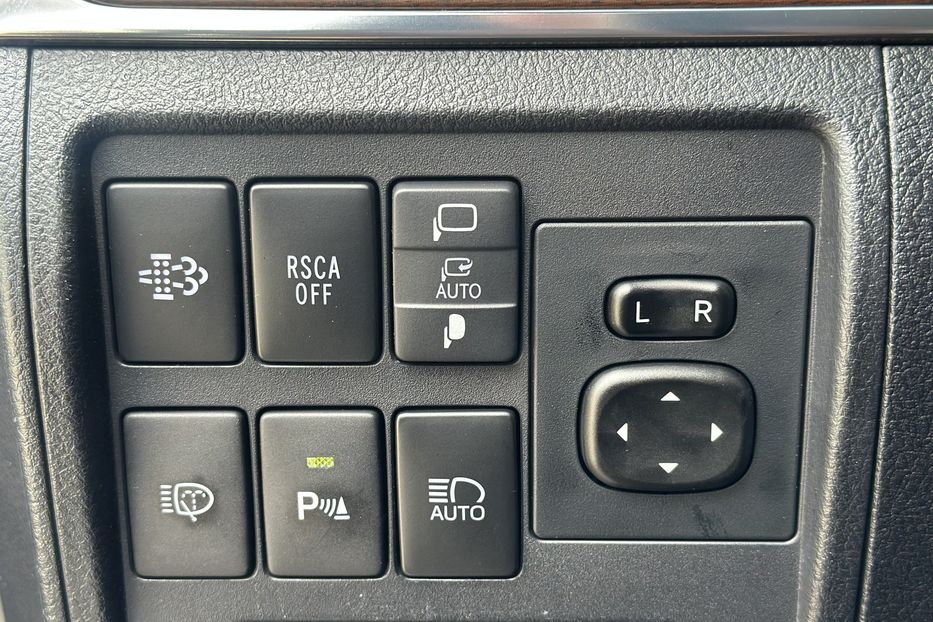 Продам Toyota Land Cruiser 200 Executive Lounge 2020 года в Киеве