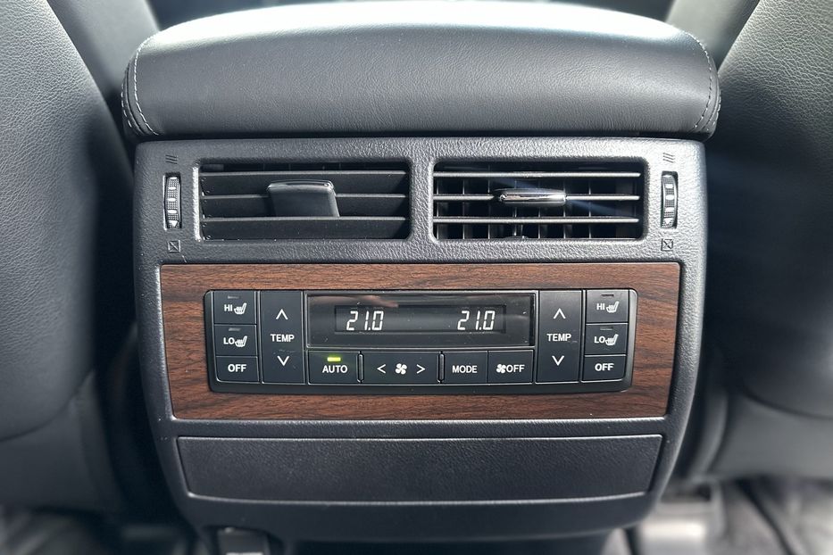 Продам Toyota Land Cruiser 200 Executive Lounge 2020 года в Киеве