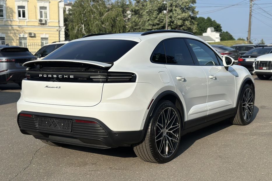 Продам Porsche Macan 4S Electric 2025 года в Киеве