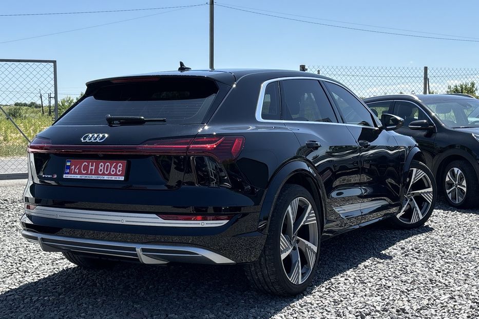 Продам Audi E-Tron e-tron S 370kW 2022 года в Львове