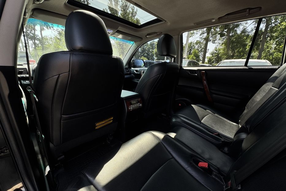 Продам Toyota Highlander (OFFSITE) 2011 года в г. Умань, Черкасская область