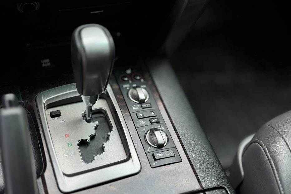 Продам Toyota Land Cruiser 200 ОФІЦІАЛ (KOMIS) 2011 года в г. Умань, Черкасская область