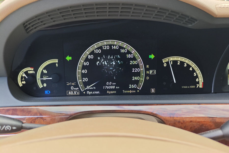 Продам Mercedes-Benz S-Class 2010 года в Киеве