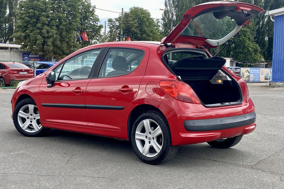 Продам Peugeot 207 2008 года в Киеве