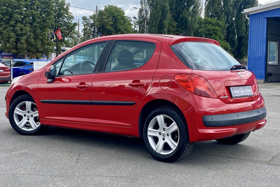 Продам Peugeot 207 2008 года в Киеве