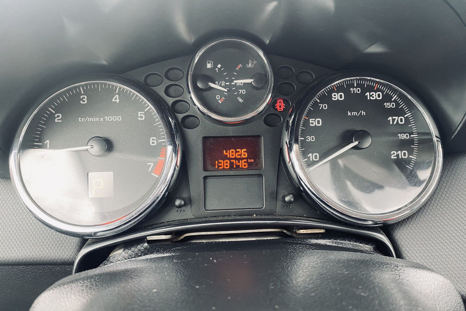 Продам Peugeot 207 2008 года в Киеве