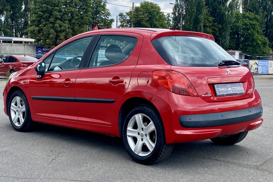 Продам Peugeot 207 2008 года в Киеве