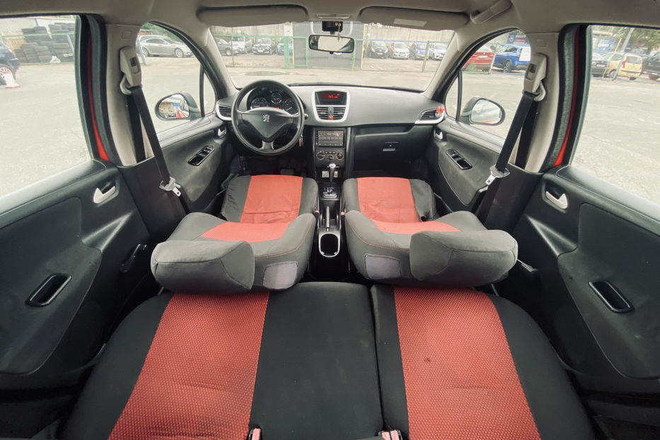 Продам Peugeot 207 2008 года в Киеве