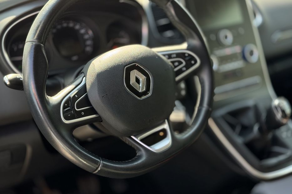 Продам Renault Scenic 1.5DCI 2018 года в г. Умань, Черкасская область