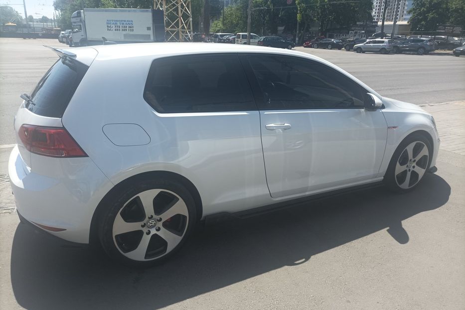 Продам Volkswagen Golf GTI 2016 года в Одессе