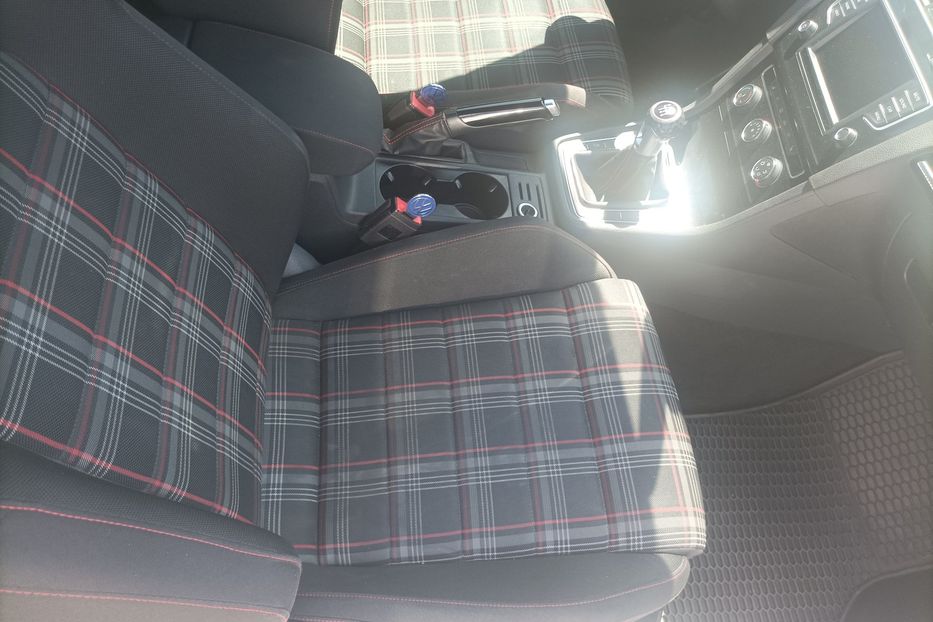 Продам Volkswagen Golf GTI 2016 года в Одессе