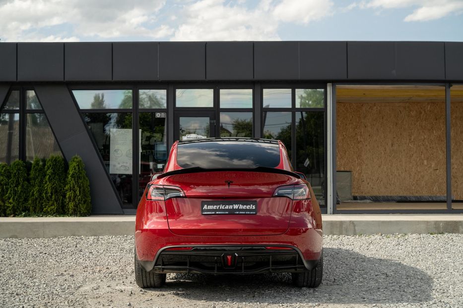 Продам Tesla Model Y Long Range Dual Motor 2020 года в Черновцах
