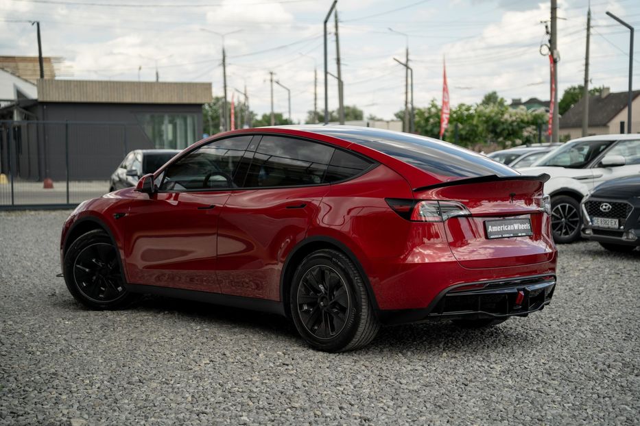 Продам Tesla Model Y Long Range Dual Motor 2020 года в Черновцах