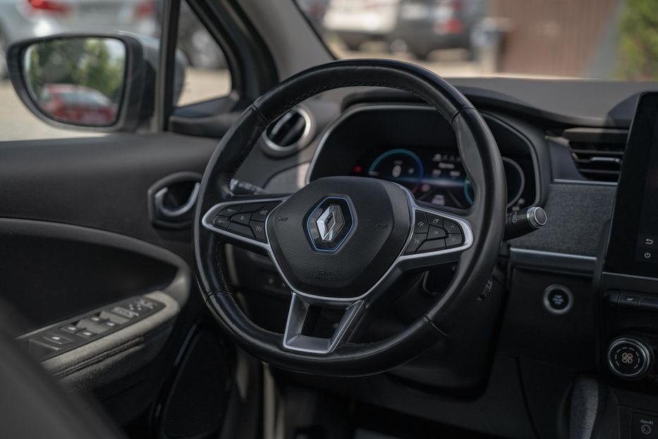 Продам Renault Zoe 2019 года в Черновцах