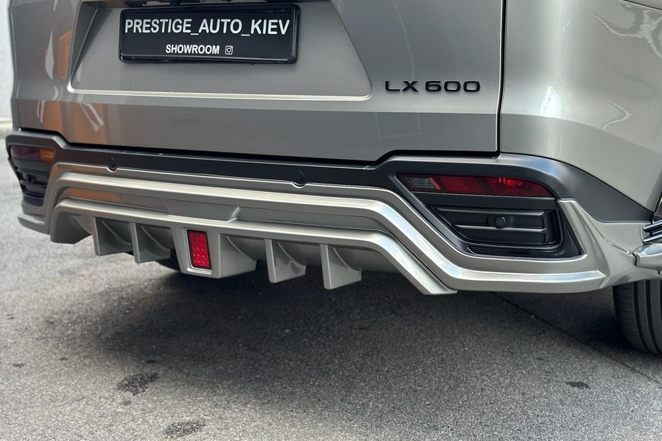 Продам Lexus LX 570 LEXUS LX 600 Superior WALD 2022 года в Киеве