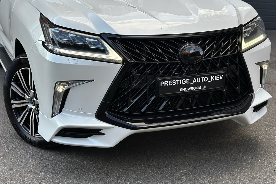 Продам Lexus LX 570 LUXURY+ SUPERCHARGED 2019 года в Киеве