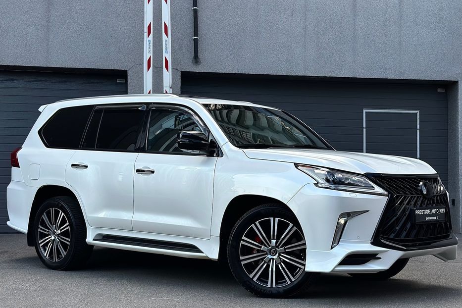 Продам Lexus LX 570 LUXURY+ SUPERCHARGED 2019 года в Киеве