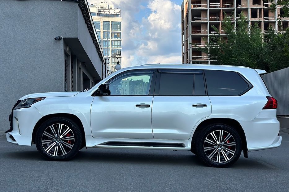Продам Lexus LX 570 LUXURY+ SUPERCHARGED 2019 года в Киеве