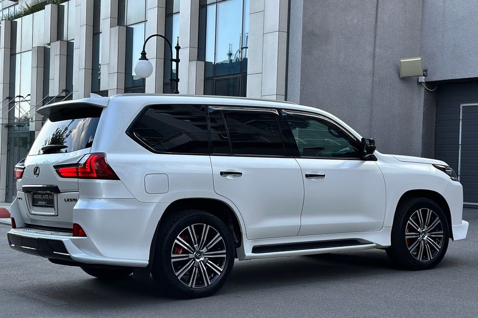 Продам Lexus LX 570 LUXURY+ SUPERCHARGED 2019 года в Киеве