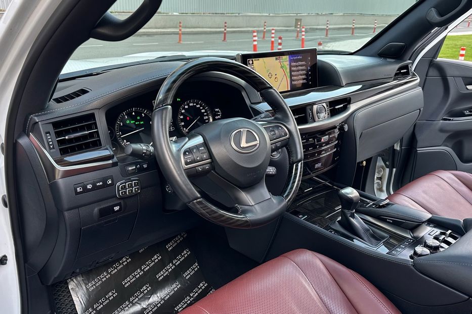 Продам Lexus LX 570 LUXURY+ SUPERCHARGED 2019 года в Киеве