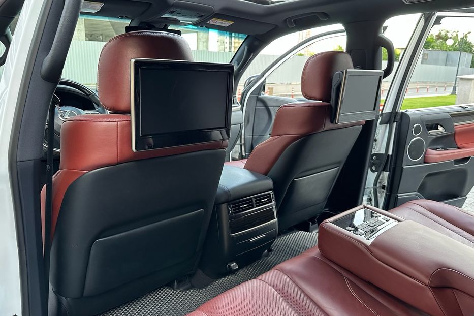 Продам Lexus LX 570 LUXURY+ SUPERCHARGED 2019 года в Киеве
