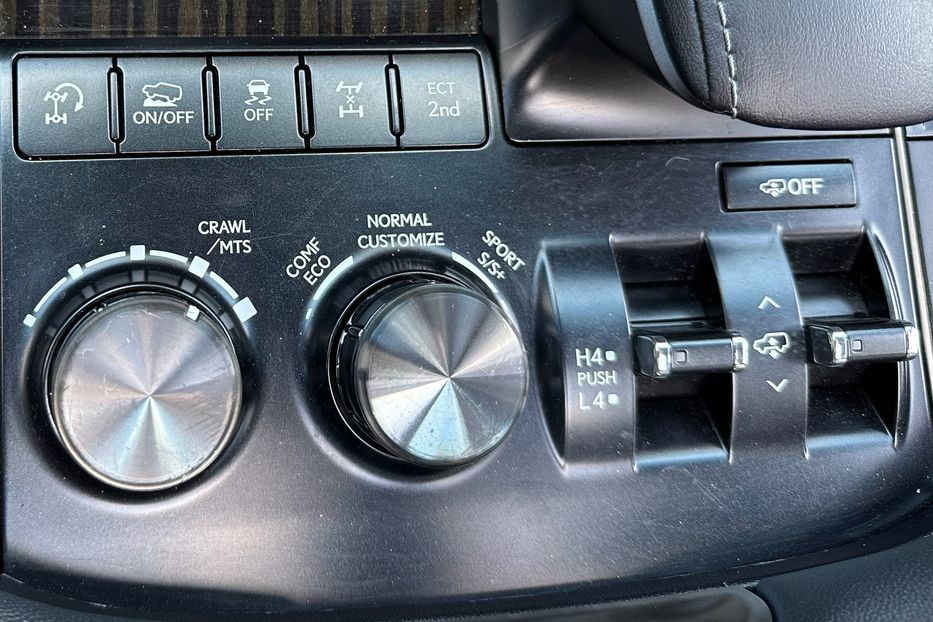Продам Lexus LX 570 LUXURY+ SUPERCHARGED 2019 года в Киеве