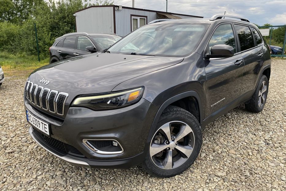 Продам Jeep Cherokee 2.0 AT (272 к.с.) 4WD 2018 года в Львове