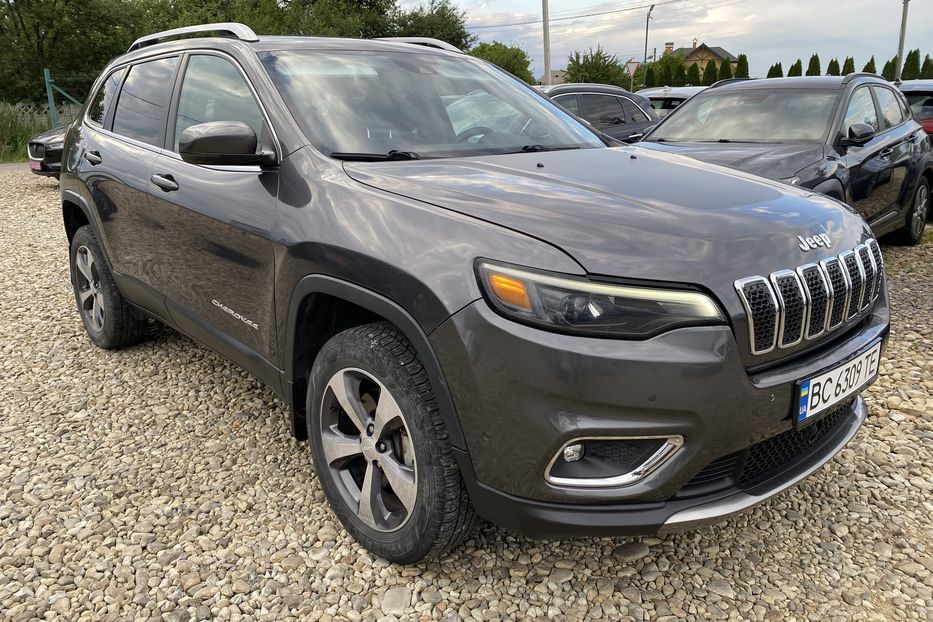 Продам Jeep Cherokee 2.0 AT (272 к.с.) 4WD 2018 года в Львове