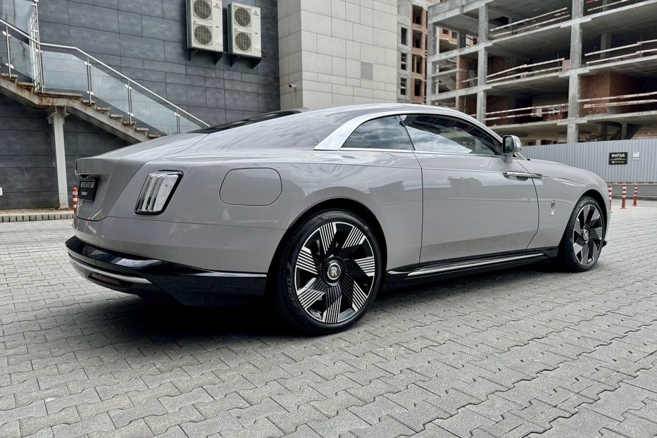 Продам Rolls-Royce Wraith Spectre 2024 года в Киеве
