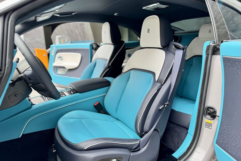 Продам Rolls-Royce Wraith Spectre 2024 года в Киеве